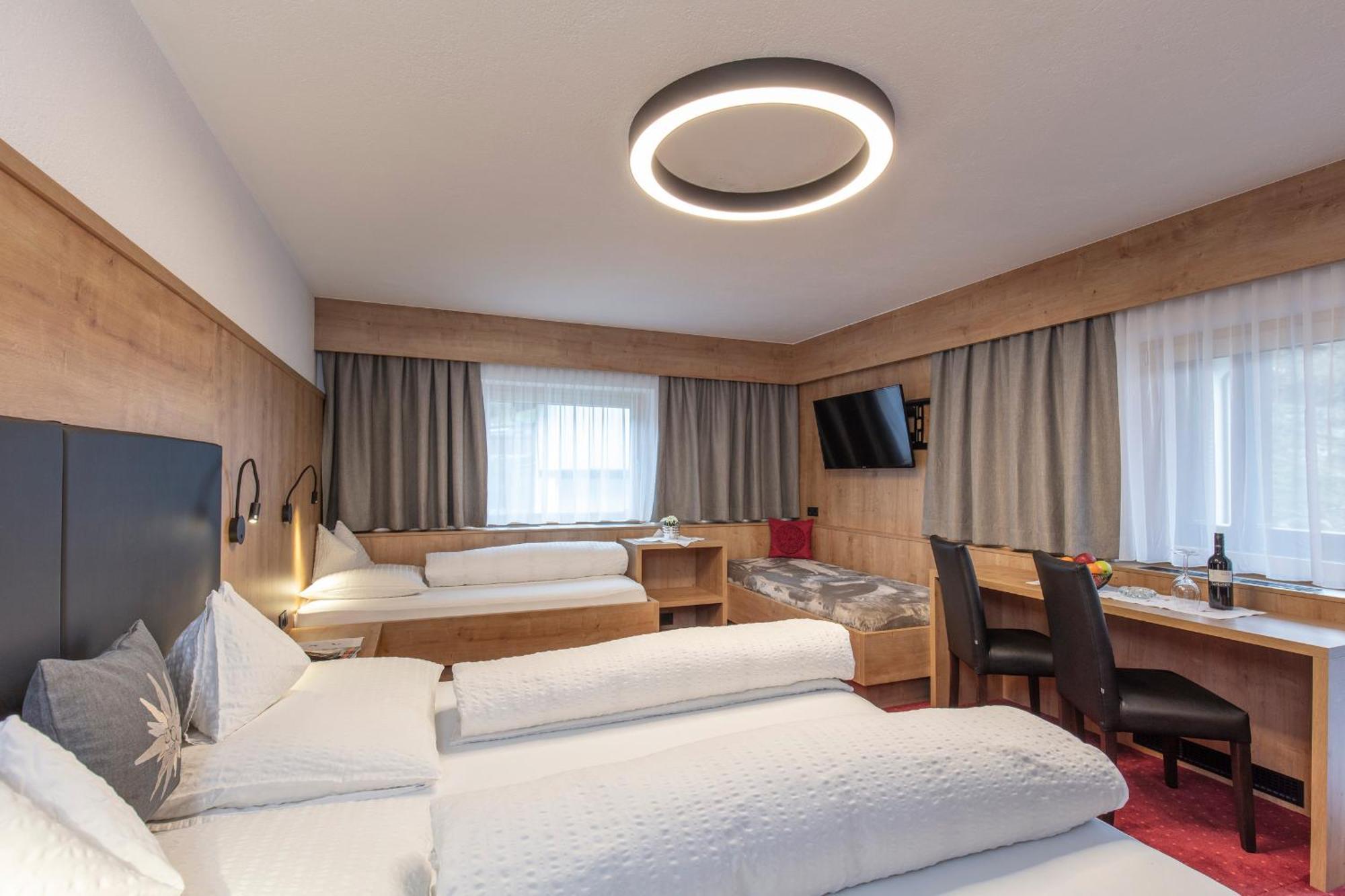 Pension Jaqueline Зёльден Экстерьер фото