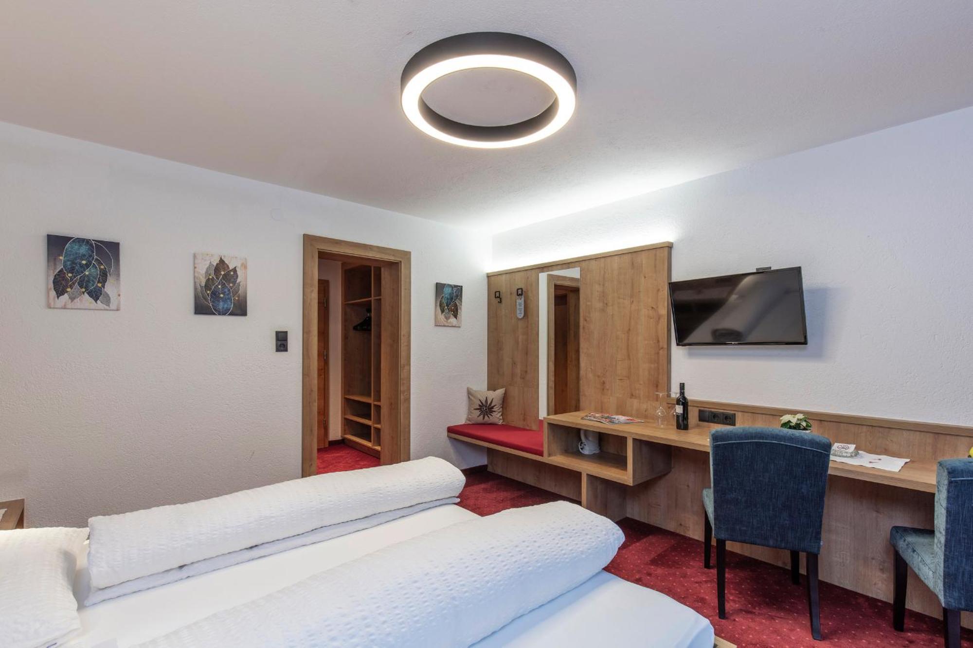 Pension Jaqueline Зёльден Экстерьер фото